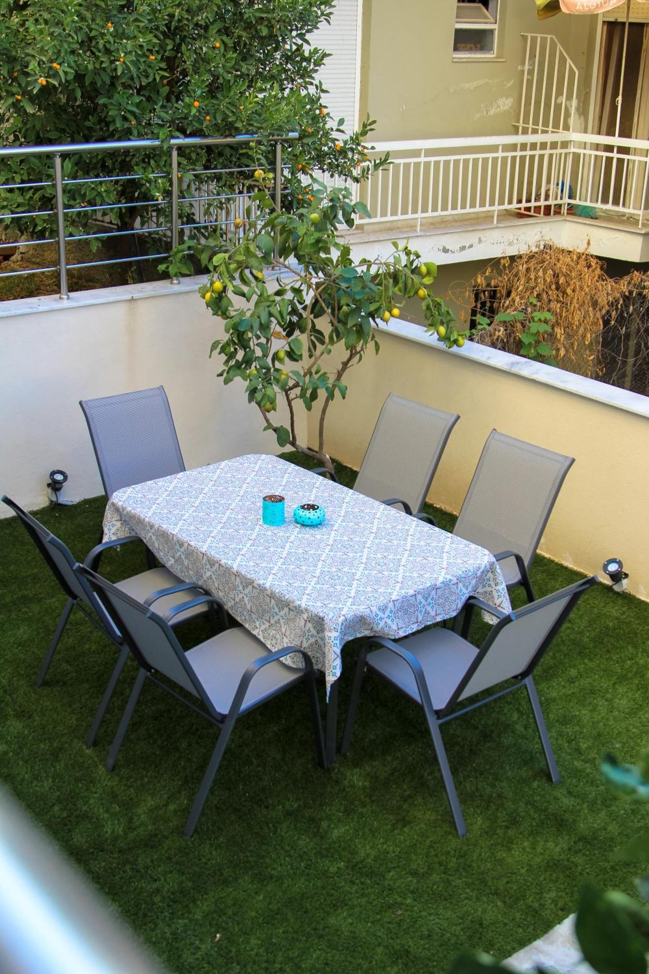 Secret Garden Guesthouse Kavala Exterior photo