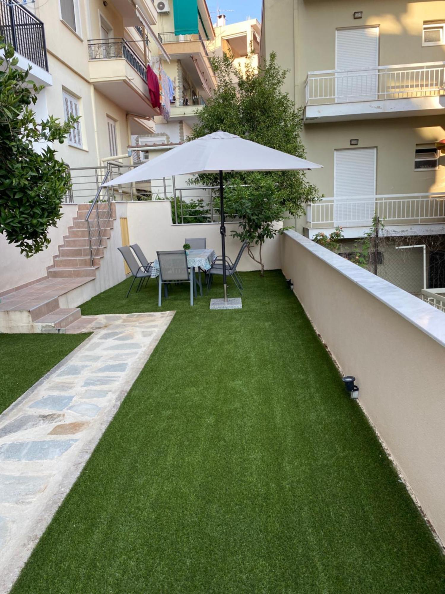 Secret Garden Guesthouse Kavala Exterior photo